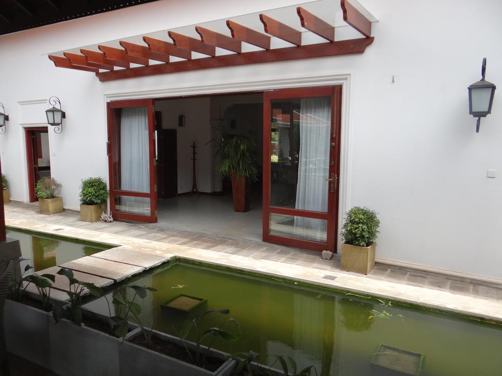 Hotel Lespri Grand Negombo Esterno foto